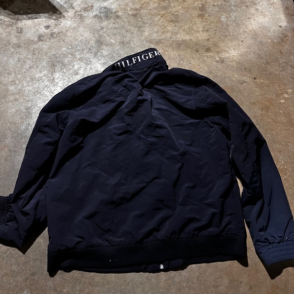 VINTAGE TOMMY HILFIGER JACKET
SIZE XL FITS LIKE L - Picture 2 of 5